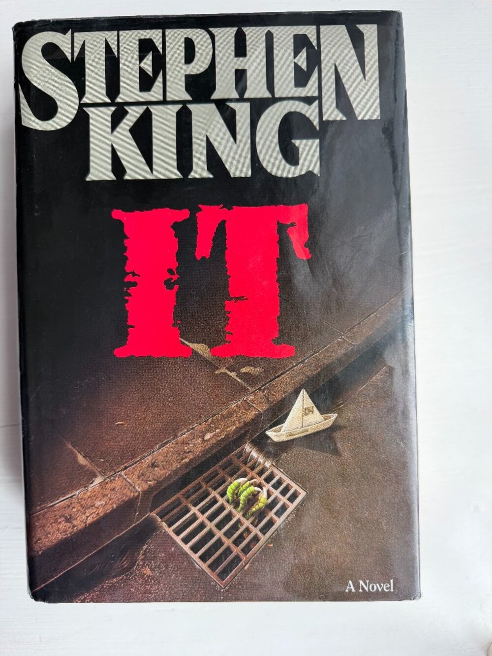 Stephen King IT 1986 Viking Hardcover First Edition Dust Jacket Horror Novel